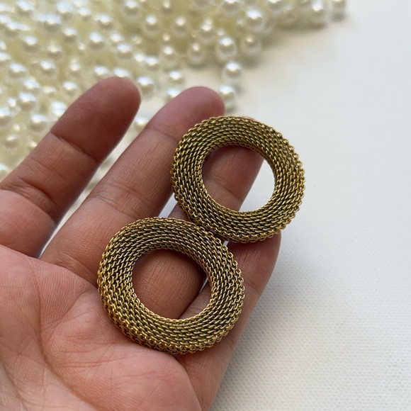 NEW! Elegant Gold Circular Earrings
